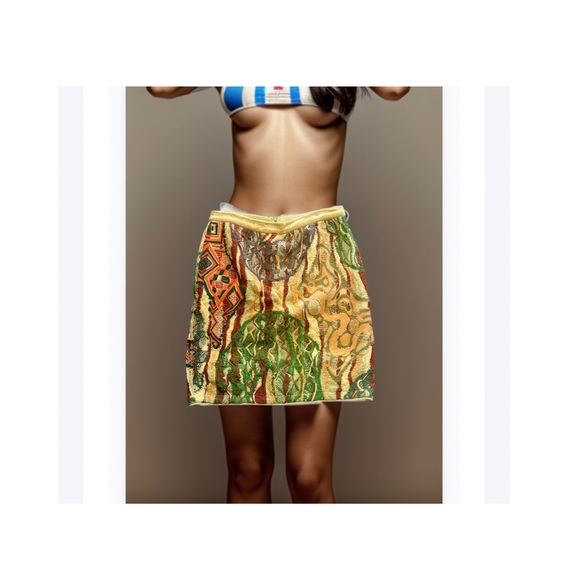 Coogi AUTHENTIC sweater skirt - Picture 2 of 6